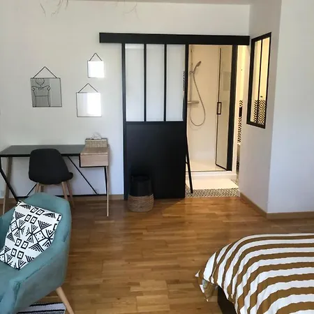 Au Domaine Des Oiseaux Ses Sa Gloriette Insolite Face A L'etang Bucolique