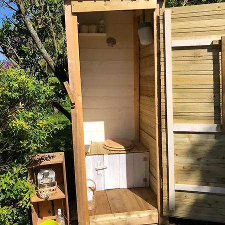 Pensjonat Au Domaine Des Oiseaux Ses Sa Gloriette Insolite Face A L'etang Bucolique 3*