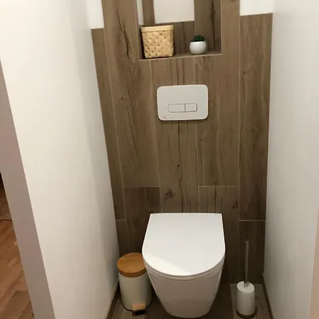 Au Domaine Des Oiseaux Ses Sa Gloriette Insolite Face A L'etang Bucolique 3* Vandré