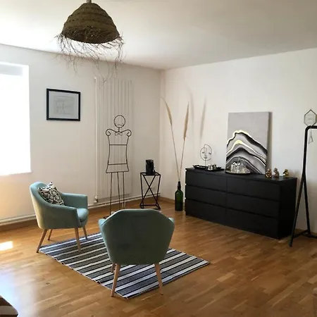 Pensjonat Au Domaine Des Oiseaux Ses Sa Gloriette Insolite Face A L'etang Bucolique Vandré