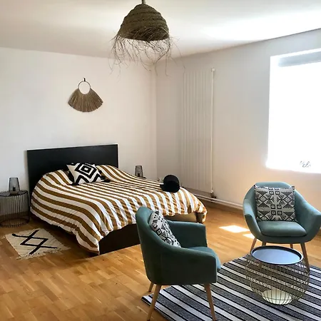 Au Domaine Des Oiseaux Ses Sa Gloriette Insolite Face A L'etang Bucolique 3*